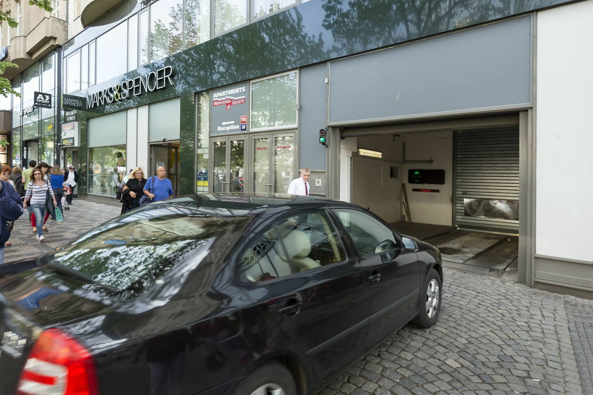 Capital Apartments Prague Luaran gambar