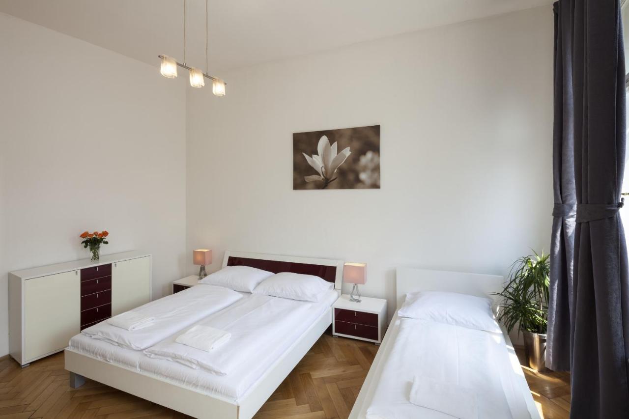 Capital Apartments Prague Luaran gambar